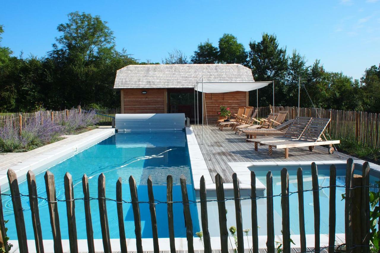 Le Couvent De Neuviale Bed and Breakfast Parisot  Εξωτερικό φωτογραφία