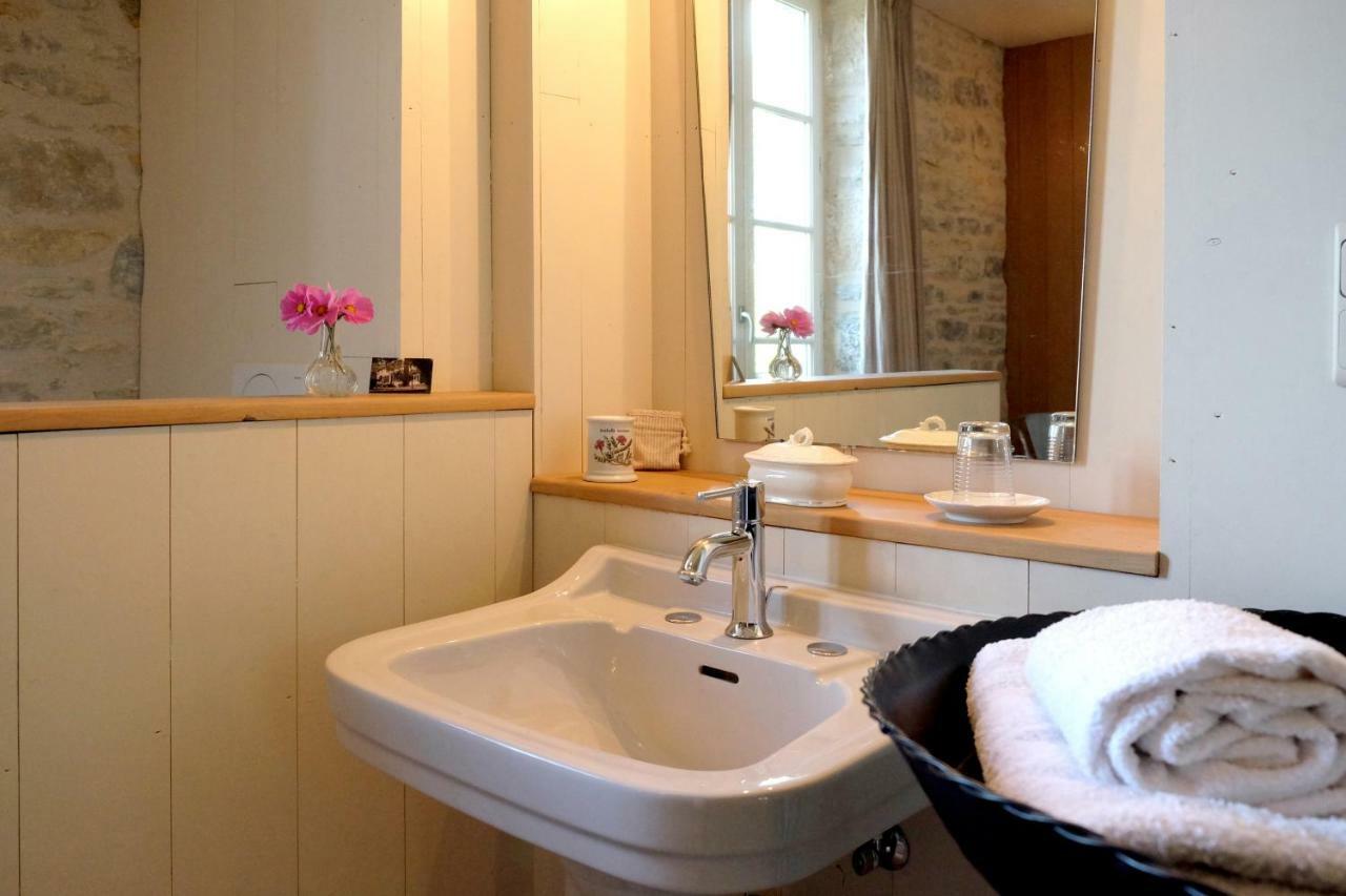 Le Couvent De Neuviale Bed and Breakfast Parisot  Εξωτερικό φωτογραφία