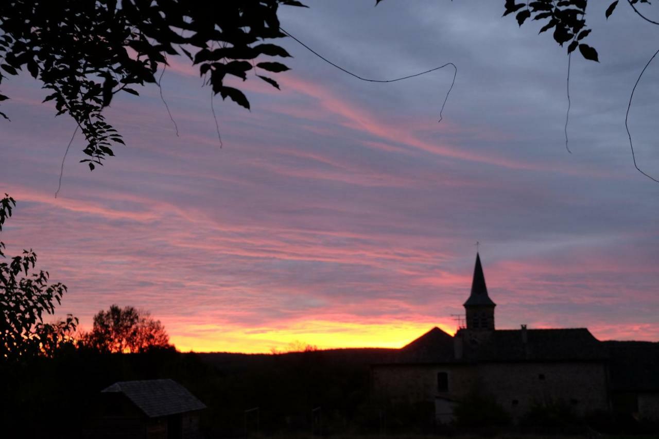 Le Couvent De Neuviale Bed and Breakfast Parisot  Εξωτερικό φωτογραφία