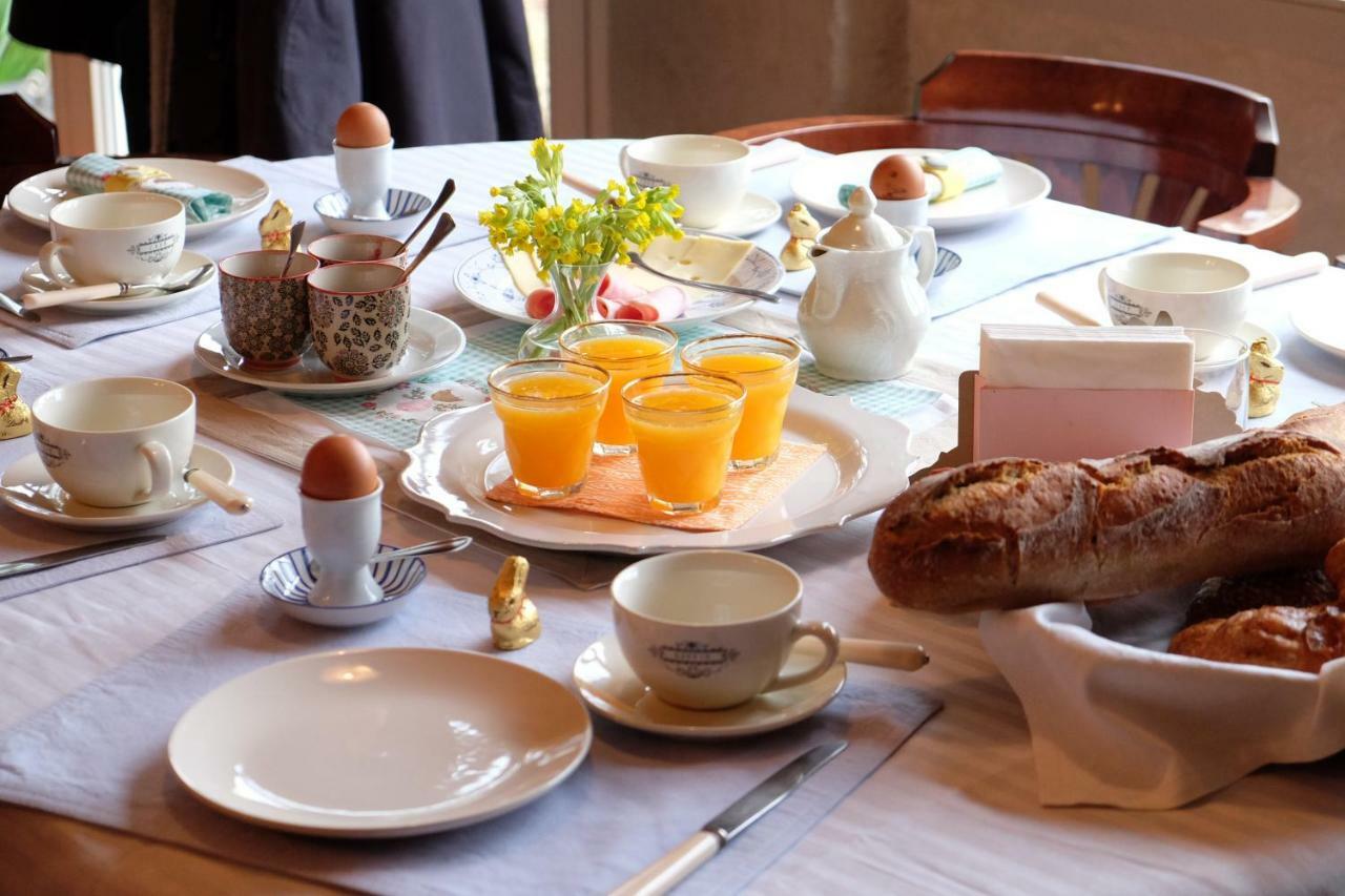 Le Couvent De Neuviale Bed and Breakfast Parisot  Εξωτερικό φωτογραφία